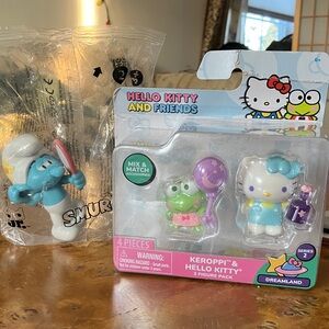 NWT Hello Kitty Dreamland 2 Figure Set - Keroppi & Hello Kitty & Vanity Smurf!